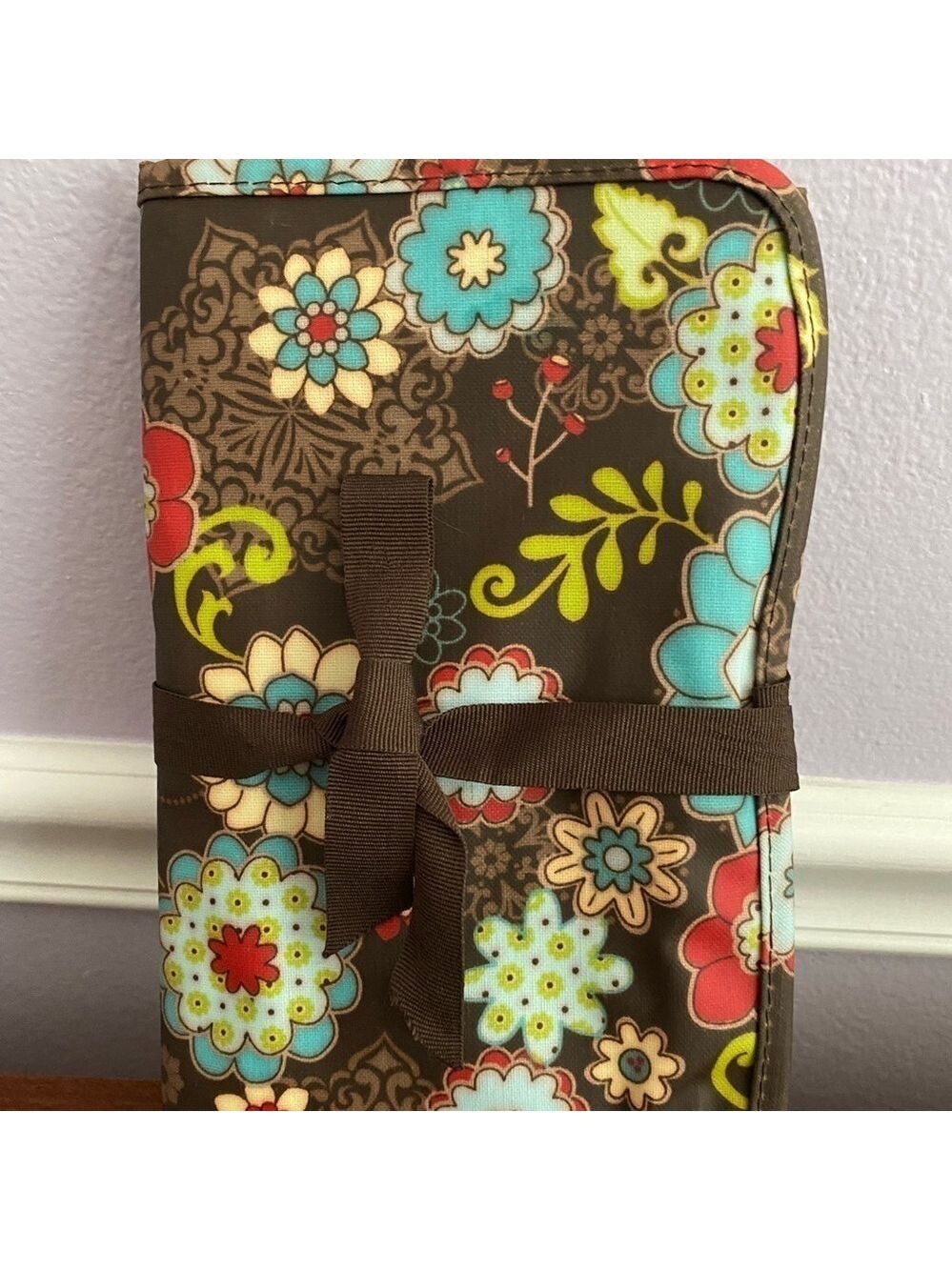 Thirty-One Floral Fanfare Organizer, Travel Cosmetic Case, Makeup Pouch